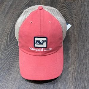 vineyard vines hat